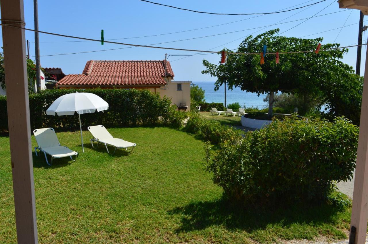 Beach Bungalows Kypseli Rom bilde