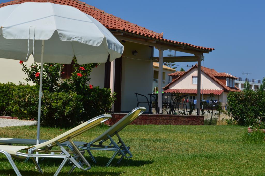 Beach Bungalows Kypseli Rom bilde
